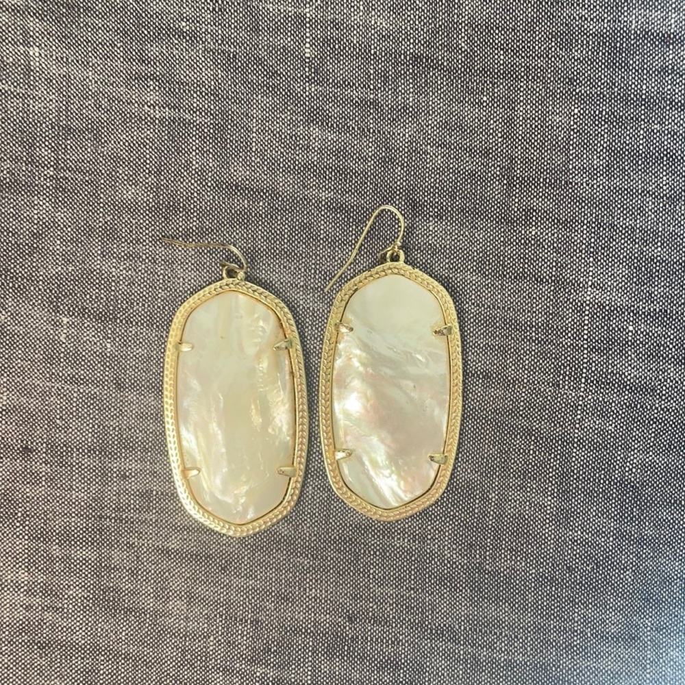 Kendra Scott Pearl Earrings